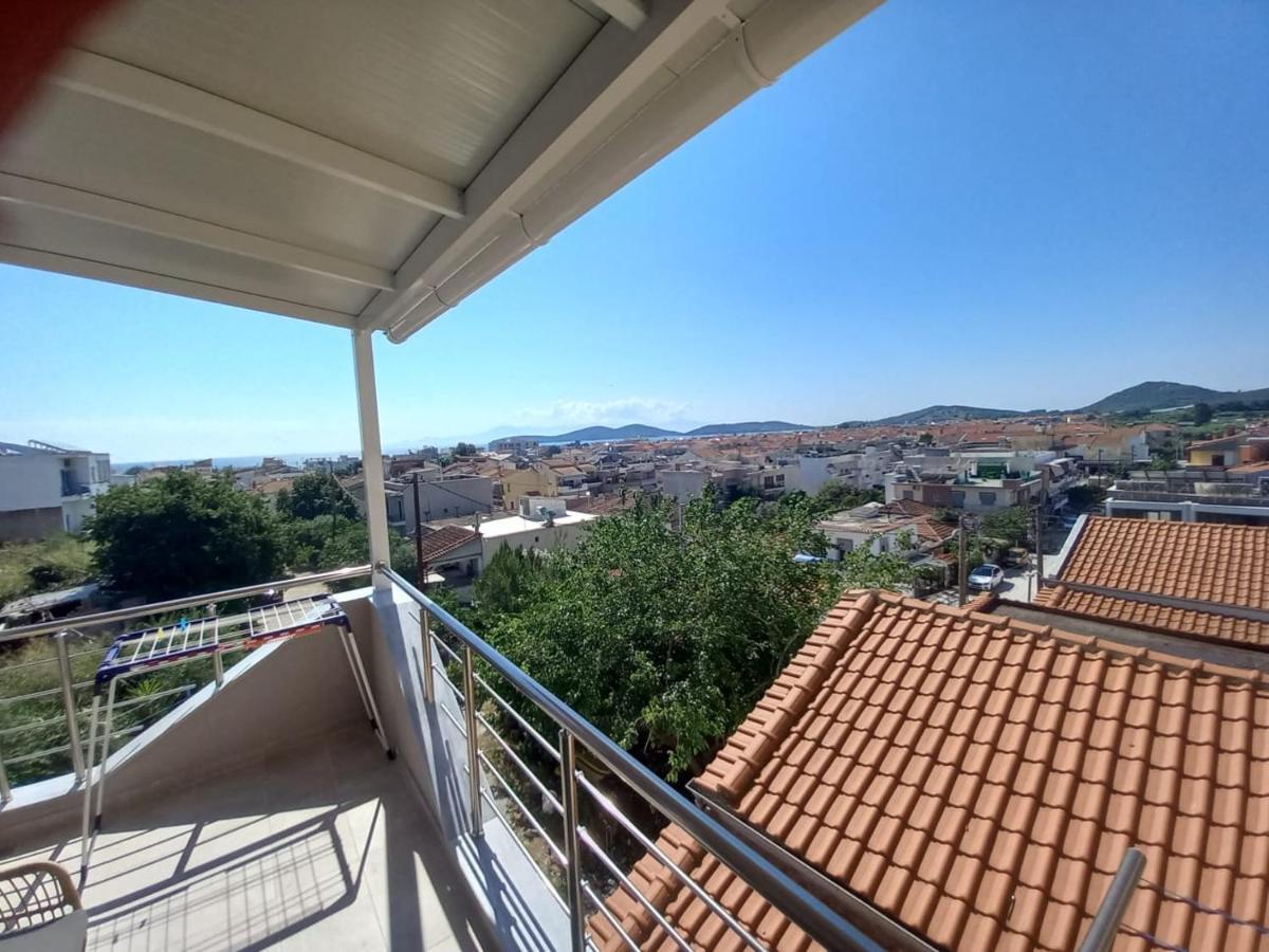 Apartamento Elenis House Néa Péramos Exterior foto