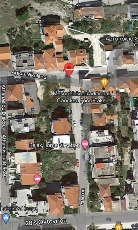 Apartamento Elenis House Néa Péramos Exterior foto